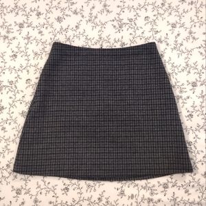 ARITZIA ✨ Wilfred wool mini skirt